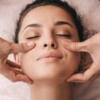 Фото Китайський масаж обличчя 